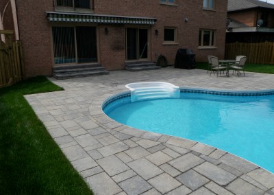 Permacon Mega Trafalgar pool patio