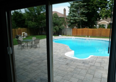 Permacon Mega Trafalgar pool patio
