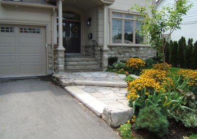 Random flagstone walkway