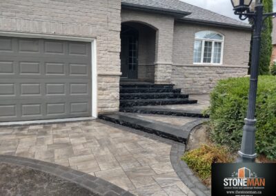 Oaks Ridgefield Plus driveway banding and walkway with natural stone steps
